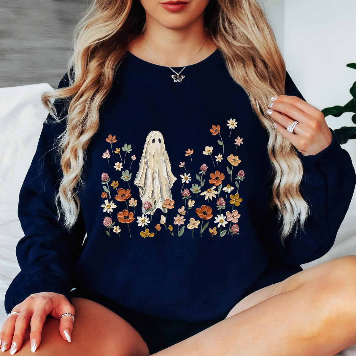 Ghost Wildflower Sweatshirt, Cute Halloween Sweatshirt, Floral Ghost Crewneck, Spooky Cottagecore Sweatshirt, Fall Ghost Pullover