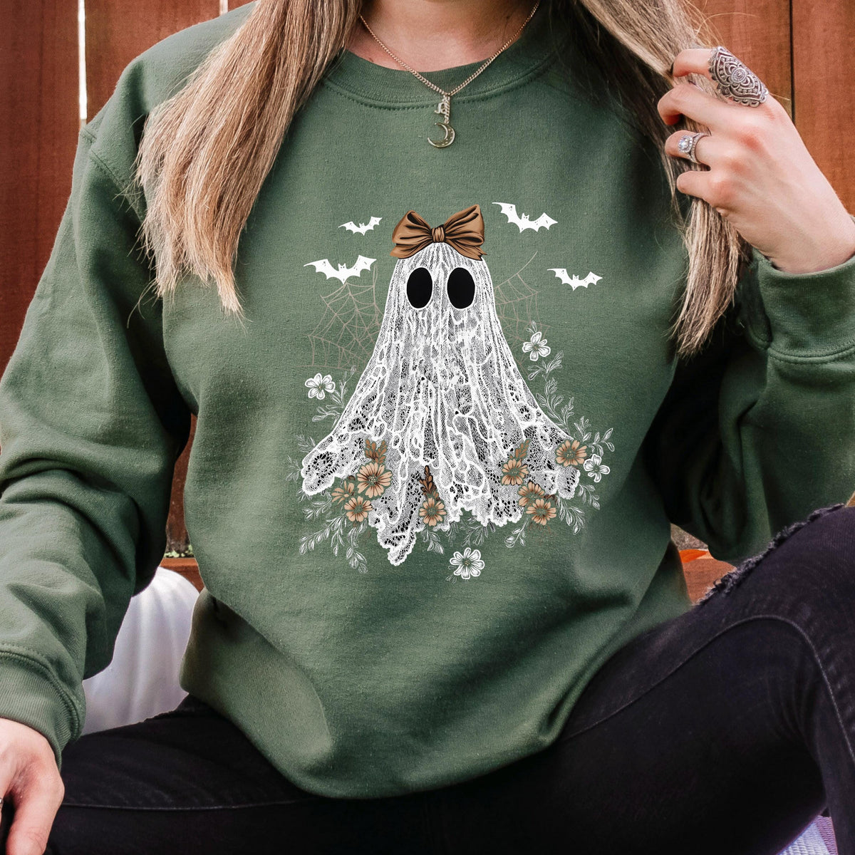Floral Ghost Halloween Sweatshirt, Cute Ghost Sweatshirt, Boho Ghost Sweatshirt, Spooky Season Crewneck