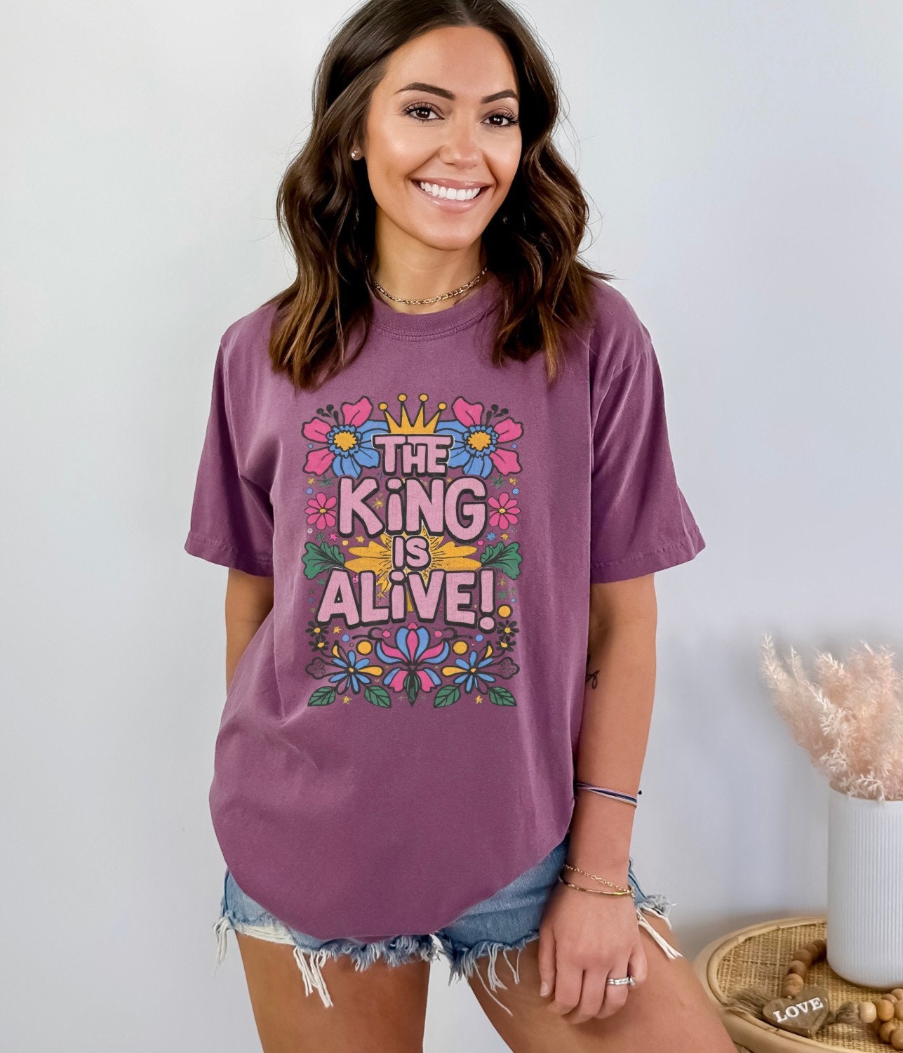 Christian Shirts Boho Christian Shirt Religious Tshirt Christian T Shirts Bible Verse Shirt The King is Alive Crown Shirt