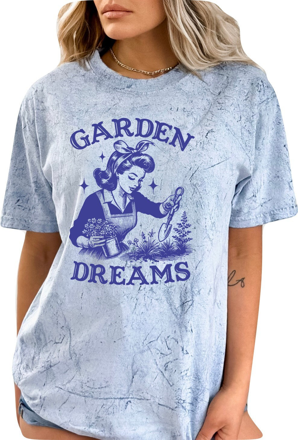 Garden Shirt Garden Dreams Shirt Gardening T-shirt Plant Lover Gift Plant Shirt Gardening Lover Shirt Women's Shirt Ladies Shirt