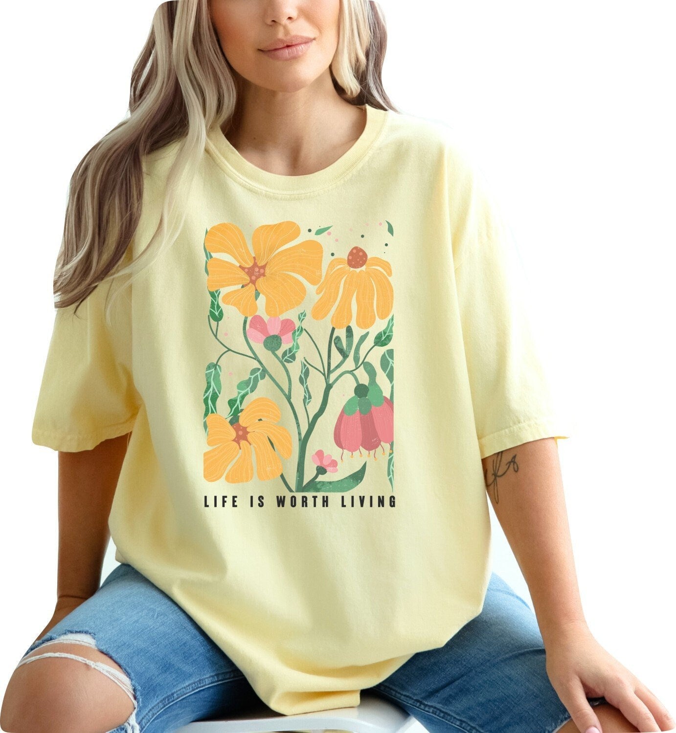 Life is Worth Living Tshirt Flower Shirt Garden Lover Shirt Flower Lover Shirt Wild Flowers Shirt Floral Tshirt Boho Floral Shirt