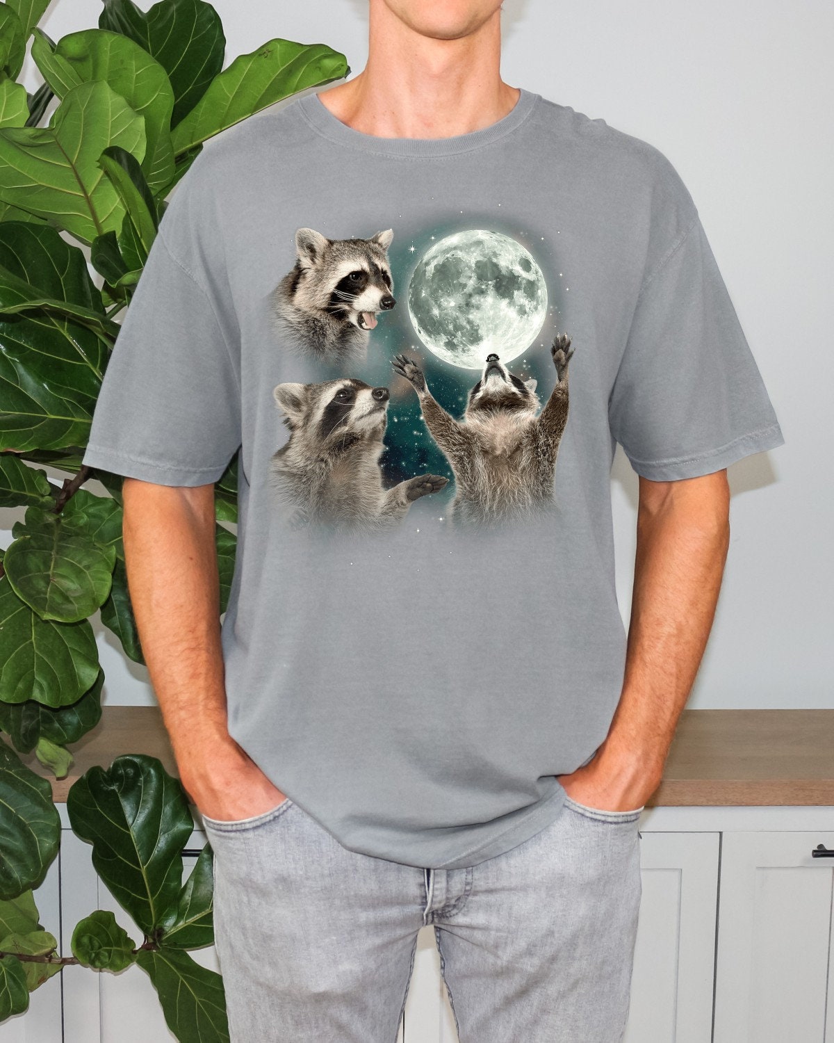 Raccoon Shirt Three Raccoons Howling at the Moon Shirt Graphic Shirt Men's Shirt Comfort Color Shirt Raccoon Lover Shirt Raccoon Moon Shirt