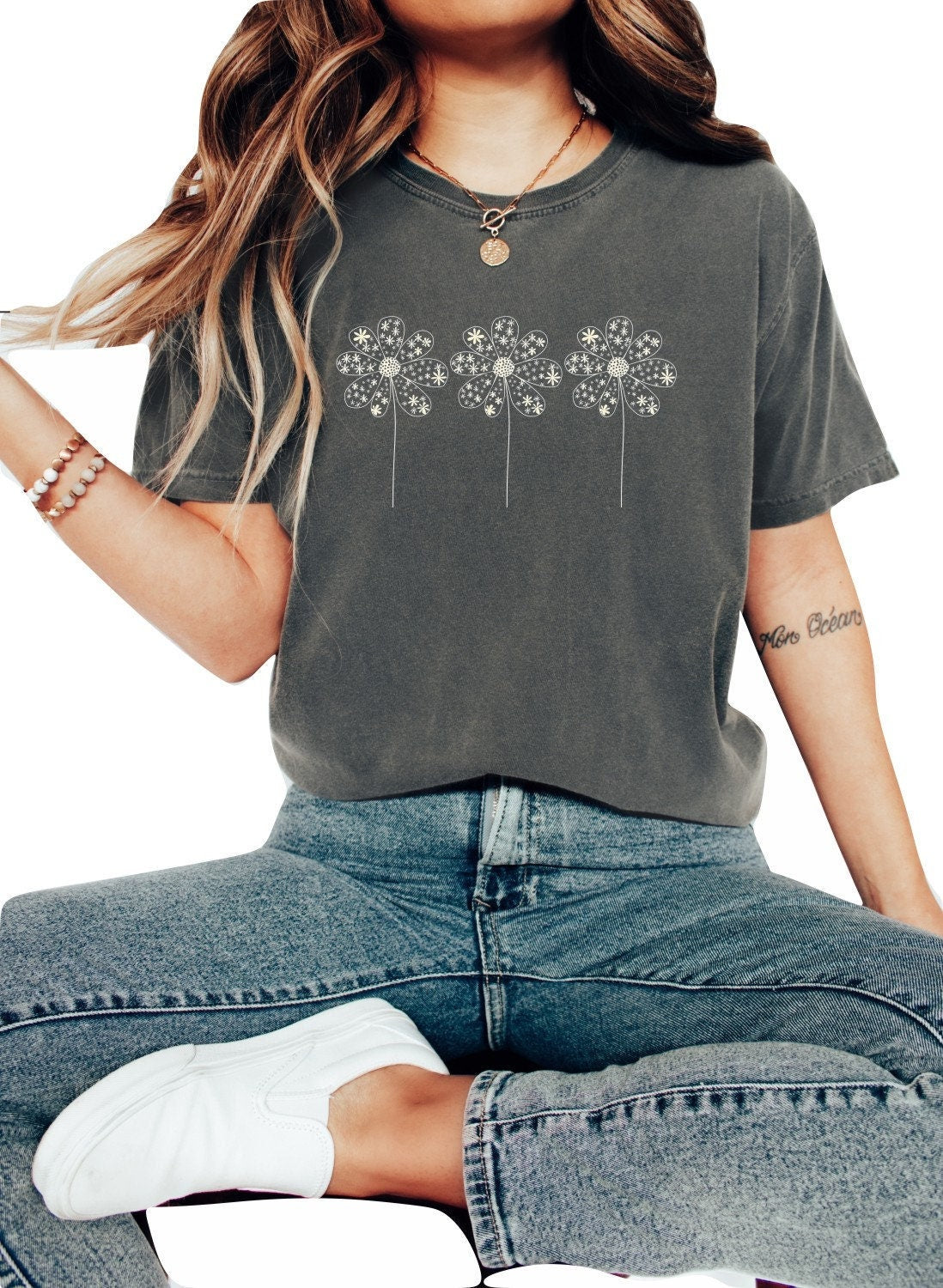 Hand-Drawn Daisy Doodles T-Shirt - Floral Graphic Tee