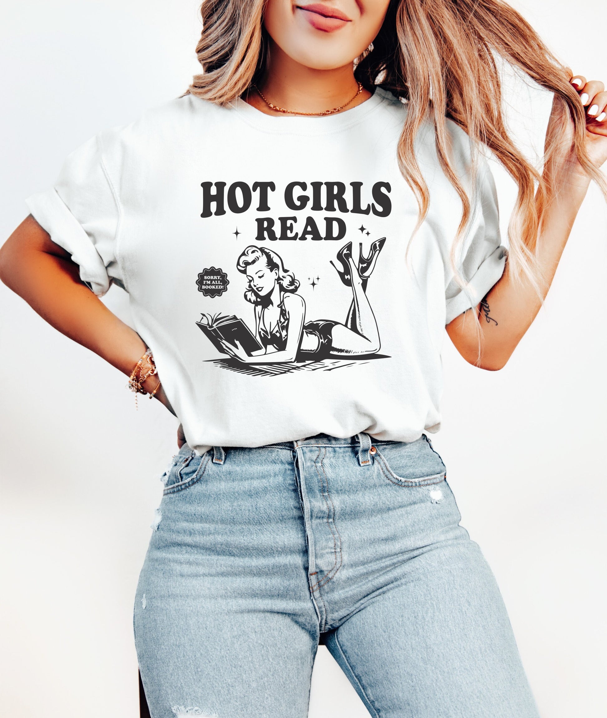 Book Shirt Hot Girls Read TShirt Book Lover Shirt Book TShirt women Reading Shirts Book Club Shirt Comfort Colors