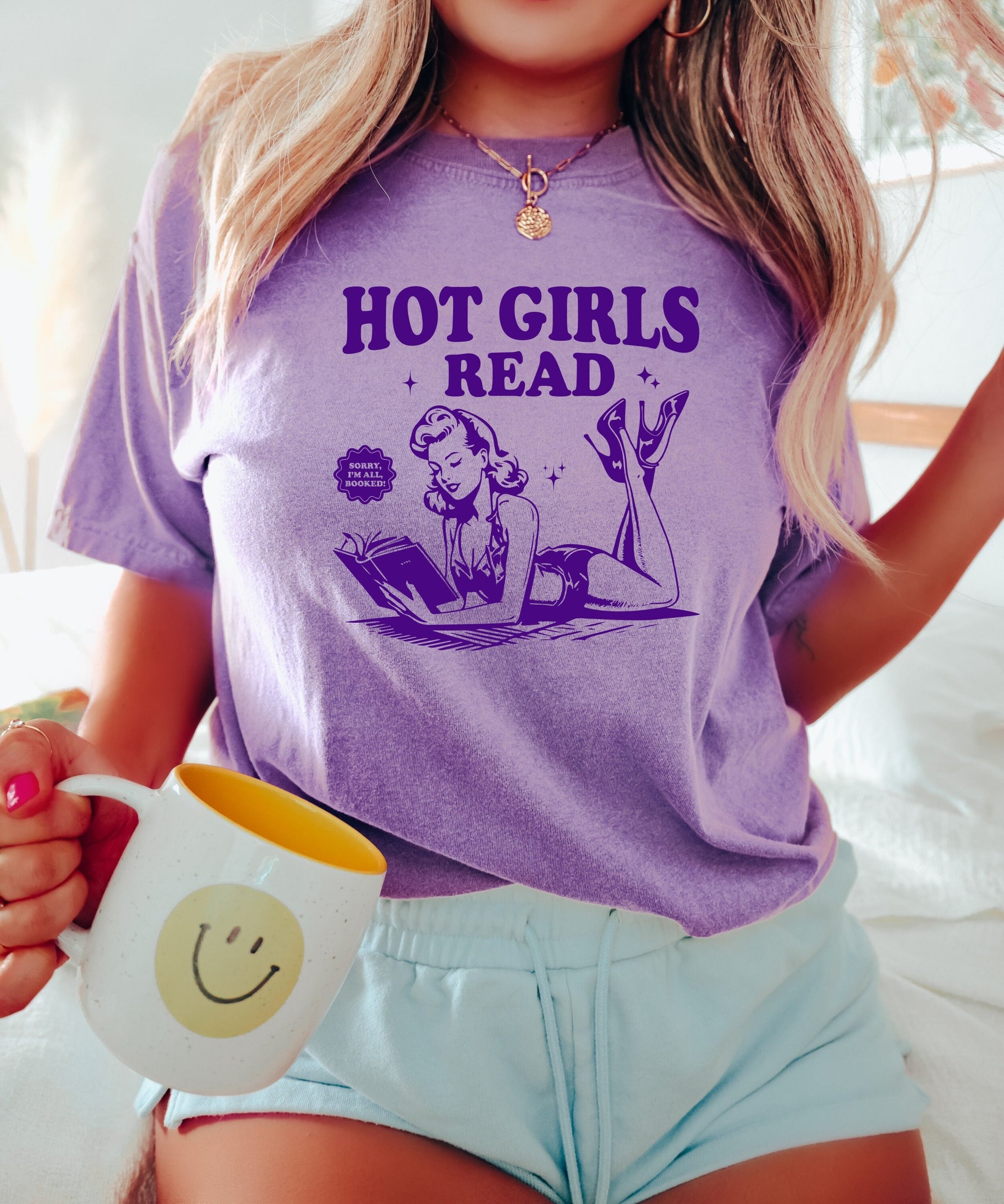 Book Shirt Hot Girls Read TShirt Book Lover Shirt Book TShirt women Reading Shirts Book Club Shirt Comfort Colors