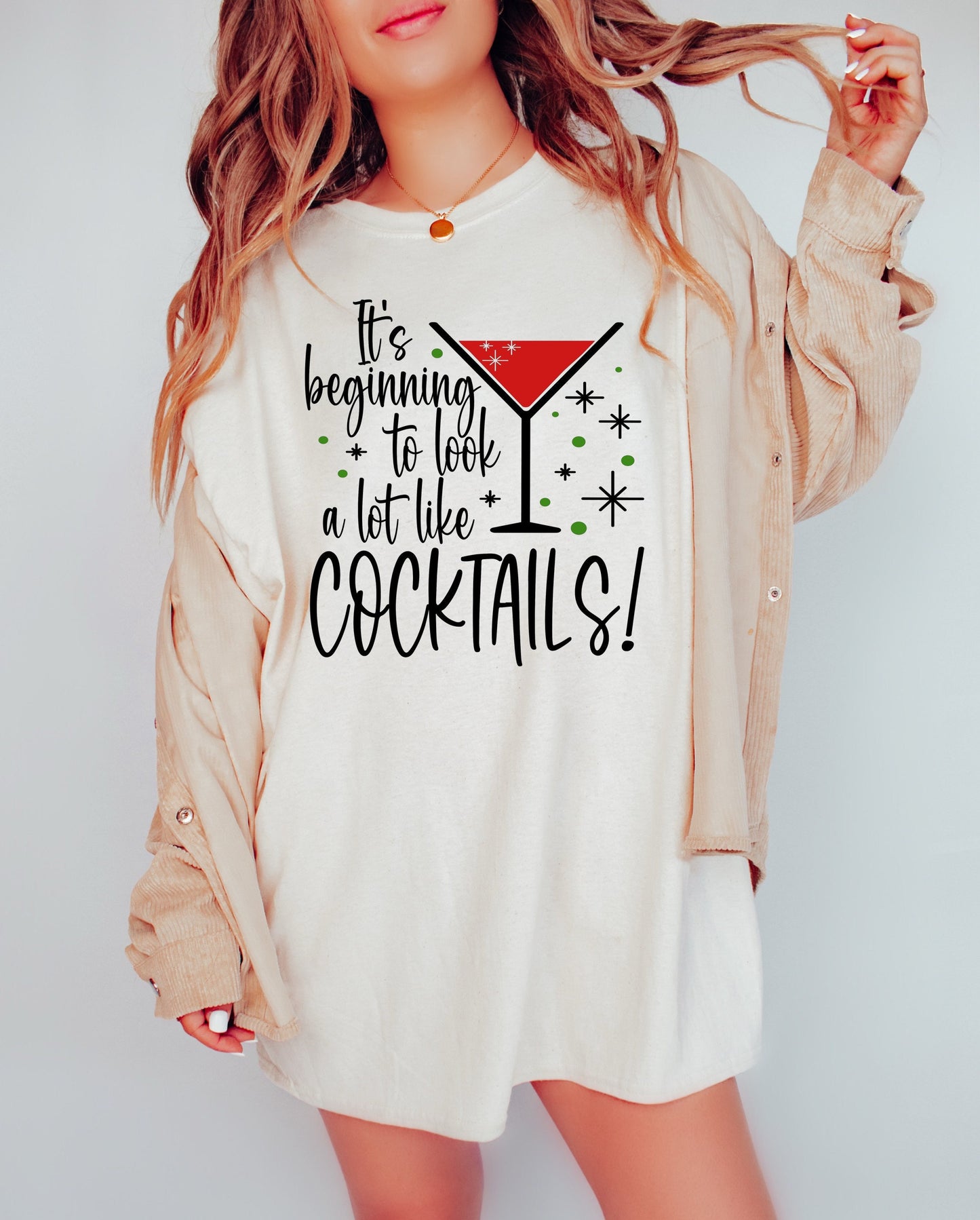 It's Beginning to Look A Lot Like Cocktails Shirt, Cute Christmas T-Shirt, Christmas Shirts, Winter Season Shirt, Retro Christmas Shirt