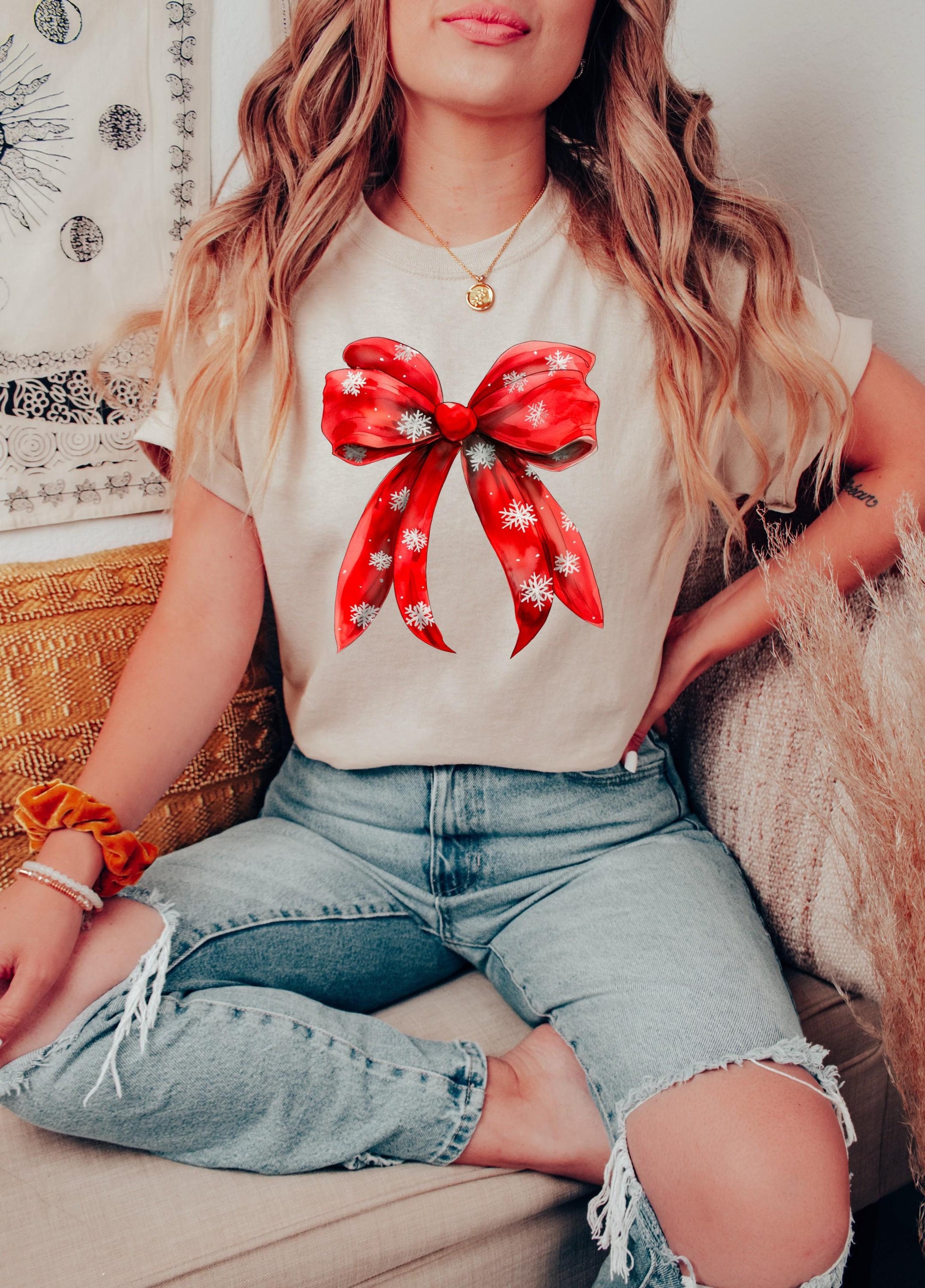 Big Christmas Ribbon Bow Shirt, Cute Christmas T-Shirt, Christmas Shirts, Winter Season Shirt, Retro Christmas Shirt