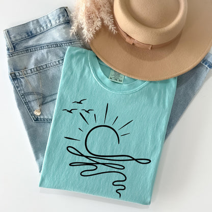 Minimalist Beach Sunset Shirt, Coastal Graphic T Shirt, Ocean Wave Tee, Summer Aesthetic Shirt
