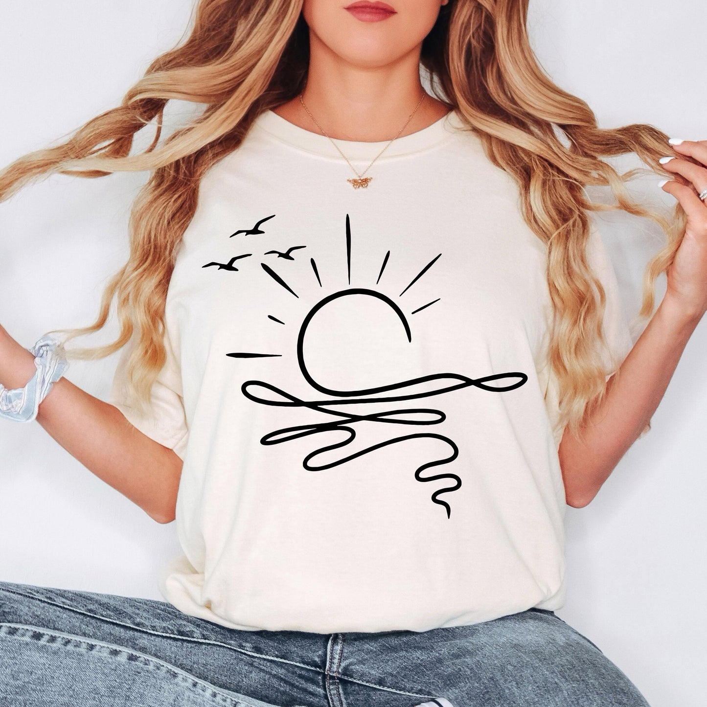 Minimalist Beach Sunset Shirt, Coastal Graphic T Shirt, Ocean Wave Tee, Summer Aesthetic Shirt