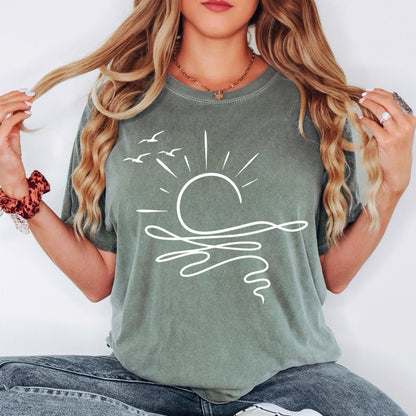 Minimalist Beach Sunset Shirt, Coastal Graphic T Shirt, Ocean Wave Tee, Summer Aesthetic Shirt
