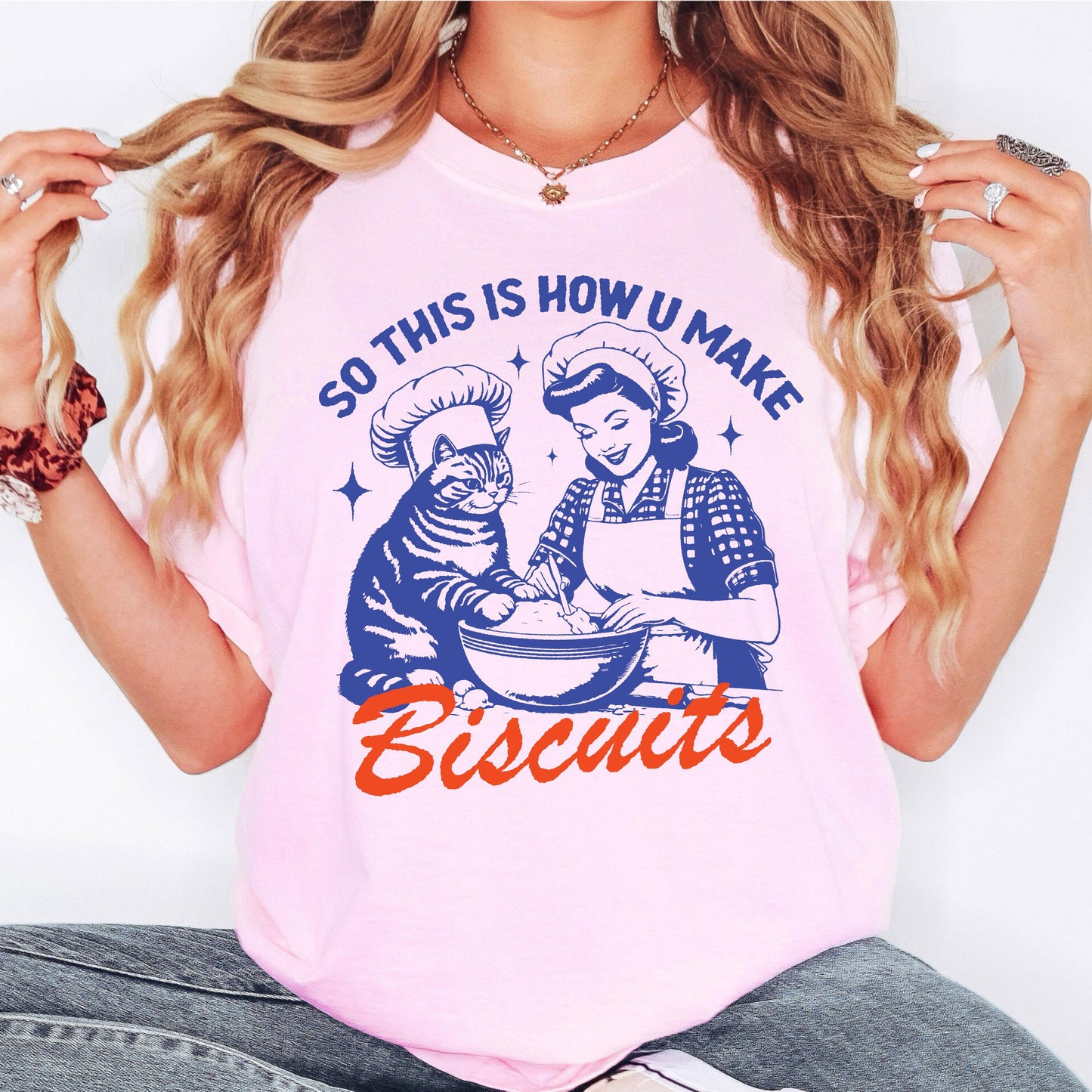 Cat T-shirt, Funny Biscuits Cat Lover Gift, Cute Animal Lover Tee, Unisex Casual Top, Pet Mom Shirt, Comfortable Graphic Tee