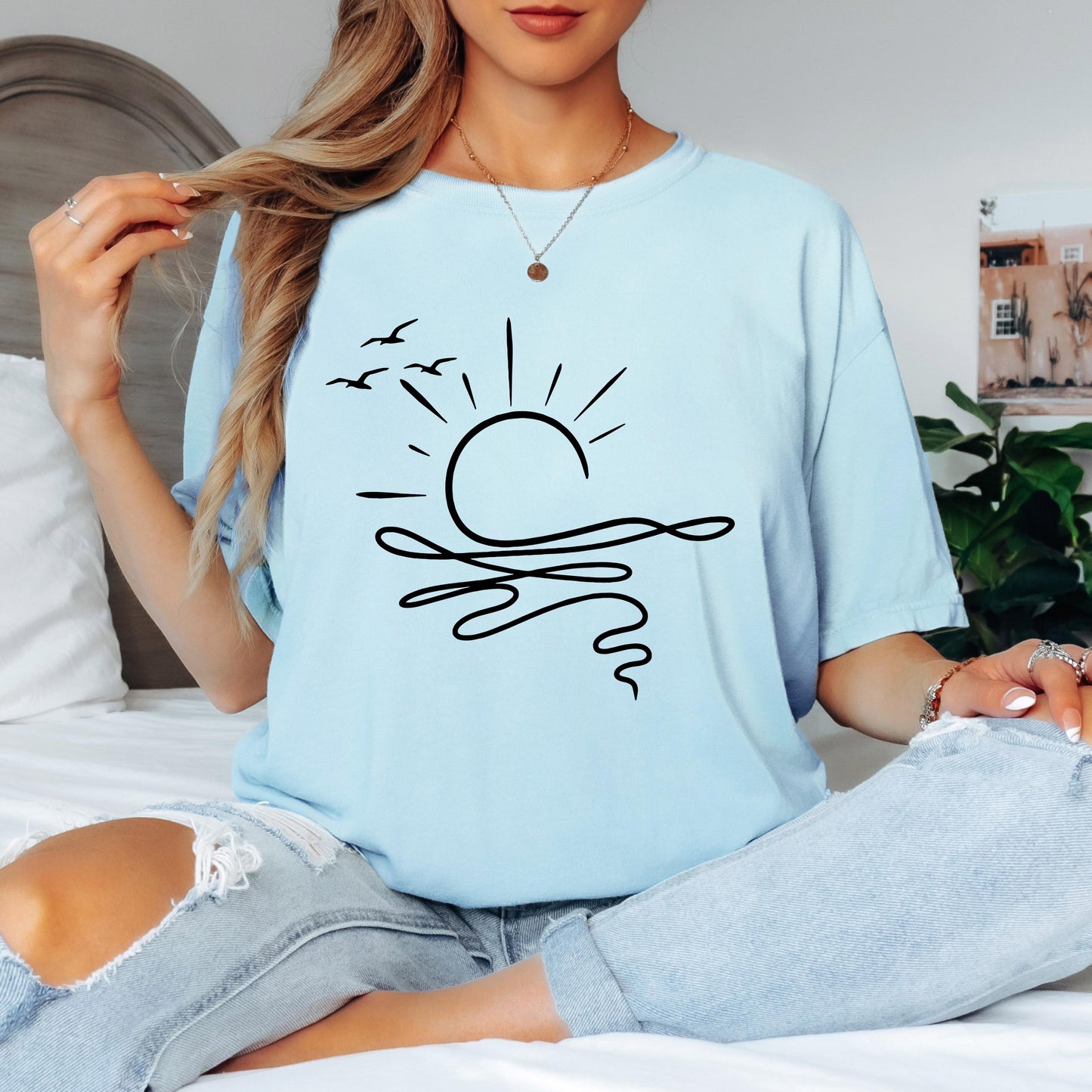 Minimalist Beach Sunset Shirt, Coastal Graphic T Shirt, Ocean Wave Tee, Summer Aesthetic Shirt