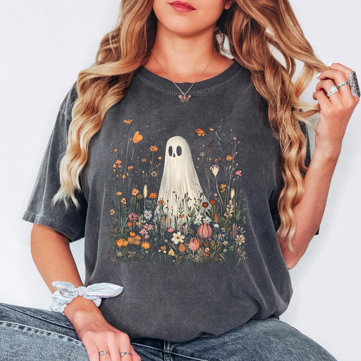 Ghost Wildflower Shirt, Cute Halloween Ghost Tee, Floral Ghost T Shirt, Spooky Cottagecore Shirt, Fall Graphic Tee, Comfort Colors Shirt
