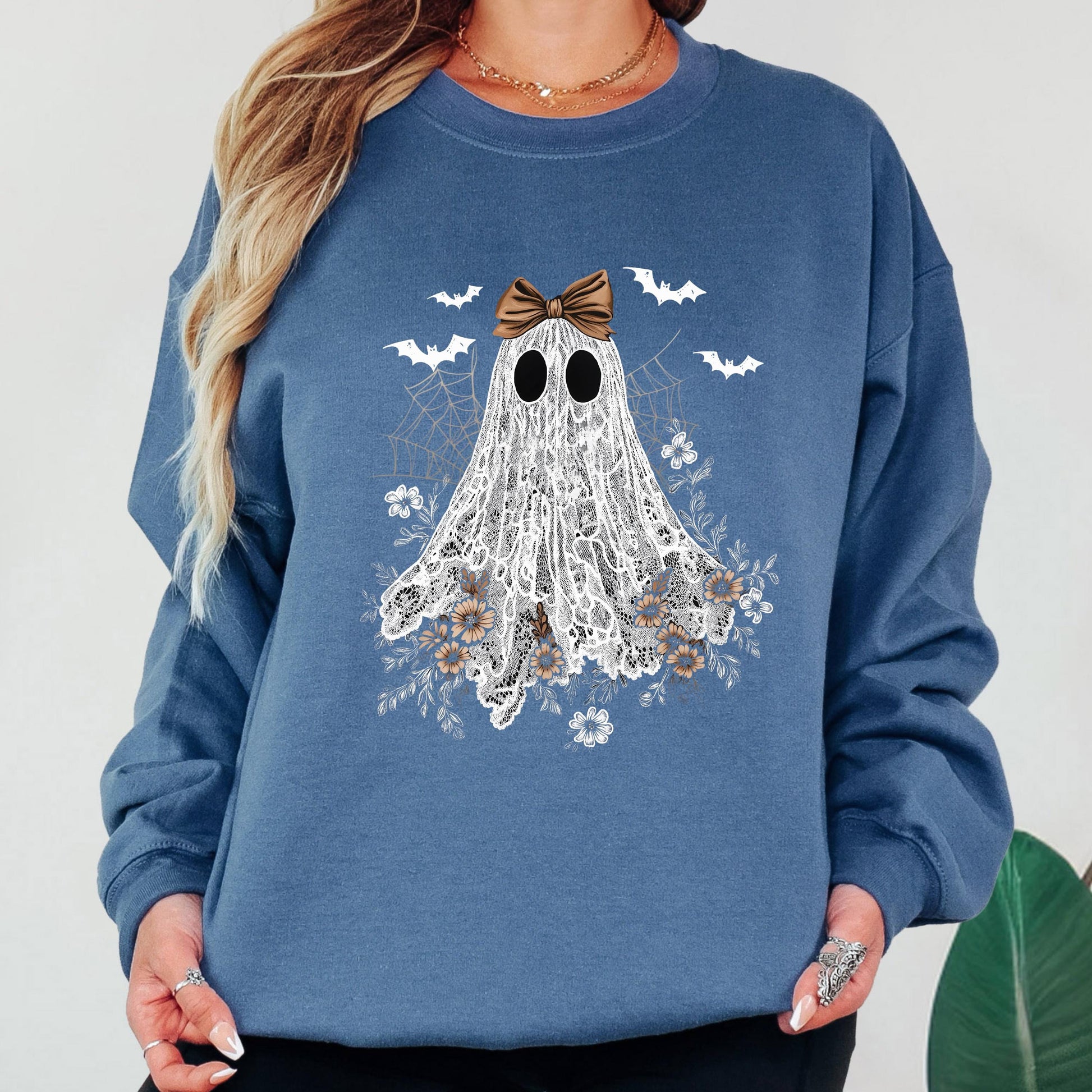 Floral Ghost Halloween Sweatshirt, Cute Ghost Sweatshirt, Boho Ghost Sweatshirt, Spooky Season Crewneck