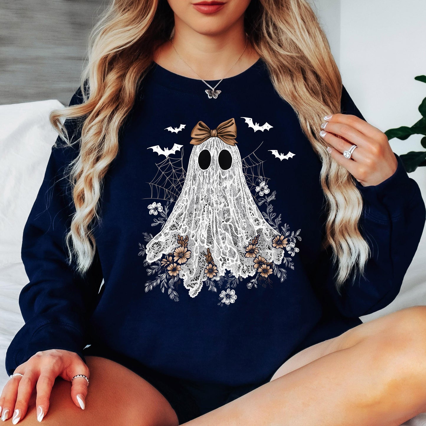 Floral Ghost Halloween Sweatshirt, Cute Ghost Sweatshirt, Boho Ghost Sweatshirt, Spooky Season Crewneck
