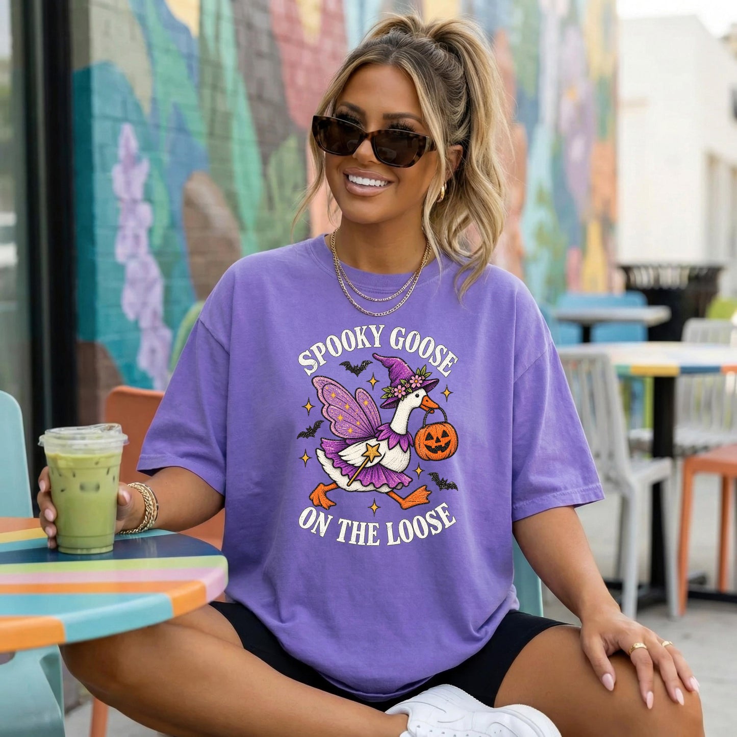 Vintage Halloween Spooky Goose on The Loose Shirt, Comfort Colors Silly Goose Tee, Retro Funny Graphic T-Shirt, Cute Halloween Tee