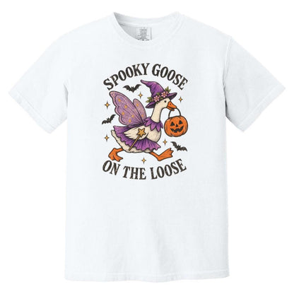 Vintage Halloween Spooky Goose on The Loose Shirt, Comfort Colors Silly Goose Tee, Retro Funny Graphic T-Shirt, Cute Halloween Tee