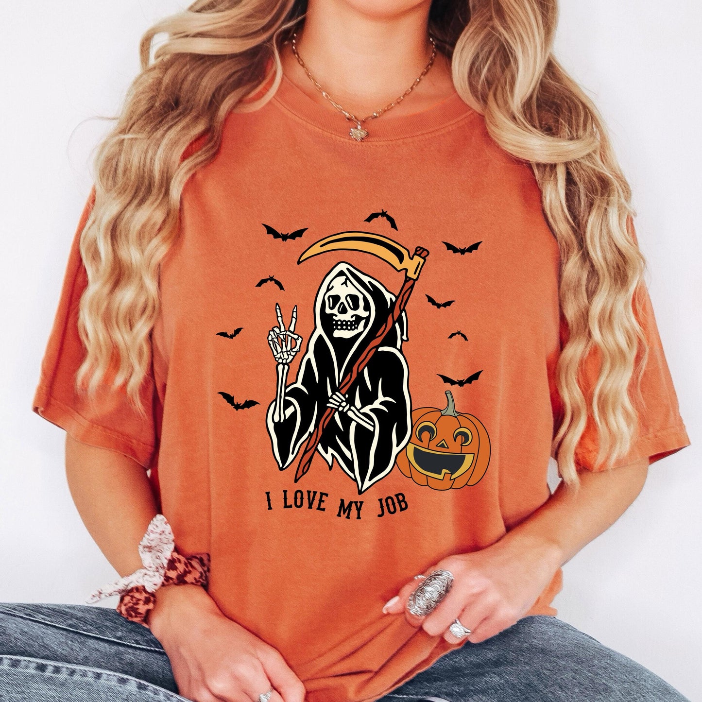 I Love My Job Halloween Shirt, Funny Skeleton Graphic Tee, Spooky Season Shirt, Vintage Halloween T-Shirt, Halloween Humor