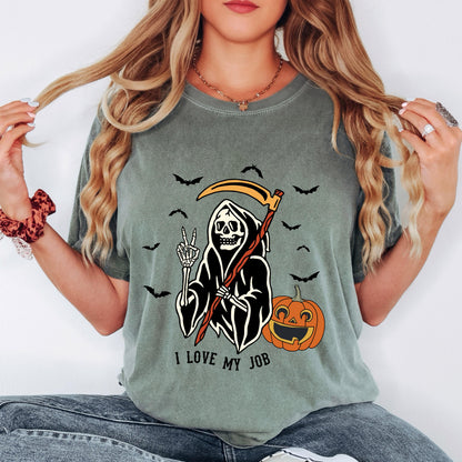 I Love My Job Halloween Shirt, Funny Skeleton Graphic Tee, Spooky Season Shirt, Vintage Halloween T-Shirt, Halloween Humor